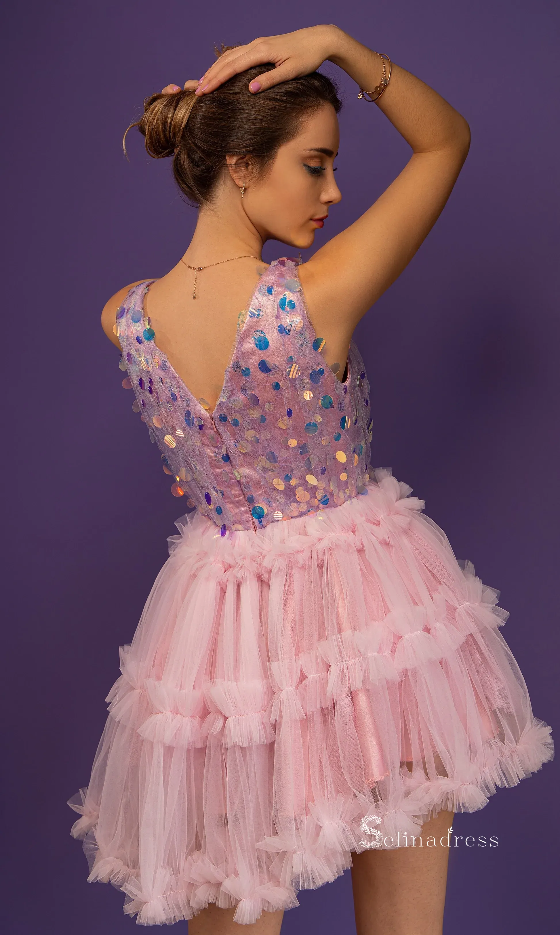 A-line V neck Pink Charming Short Prom Dress Sparkly Homecoming Dress RYU070