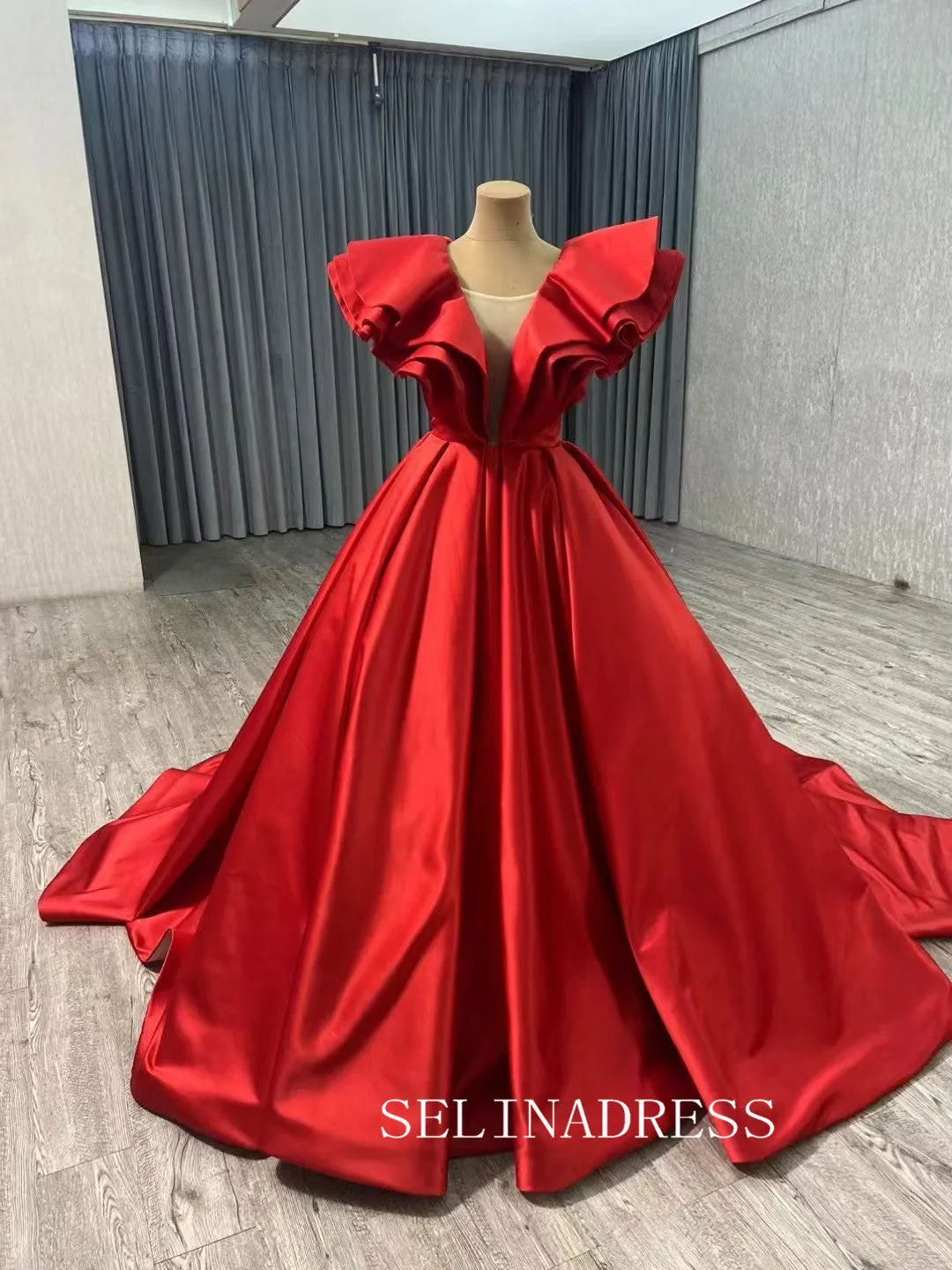 Ball Gown Turquoise Blue Quince Dresses Satin Wedding Dress Sweet 16 Dress RSM67527