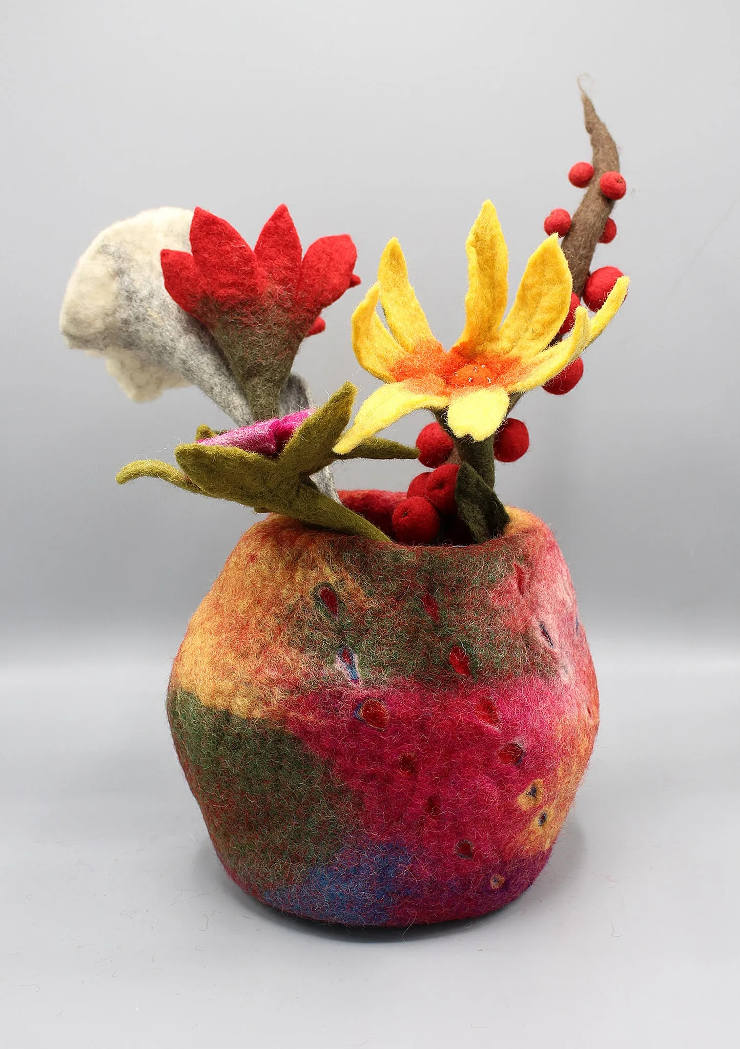 Beautiful Bright Pink, Red Mixed color Felt Flower Vase