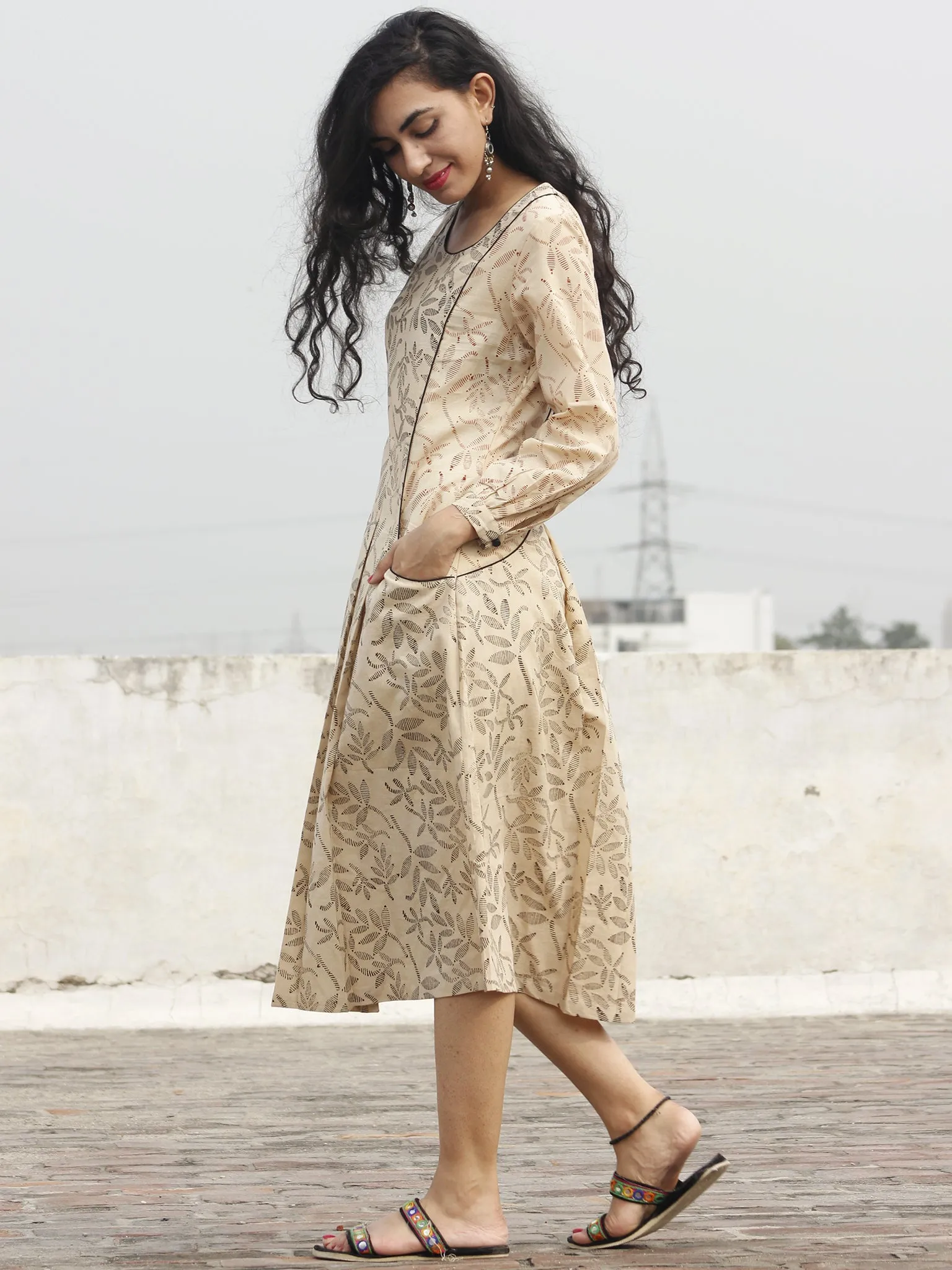 Beige Black Red Hand Block Printed Dress With Peasant Sleeve And Front Pocket - D91F241