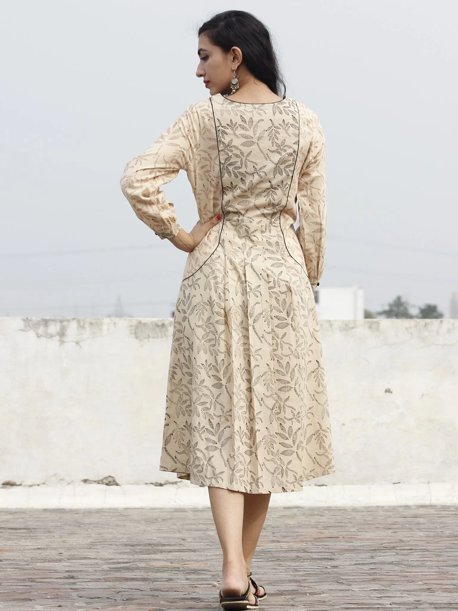Beige Black Red Hand Block Printed Dress With Peasant Sleeve And Front Pocket - D91F241
