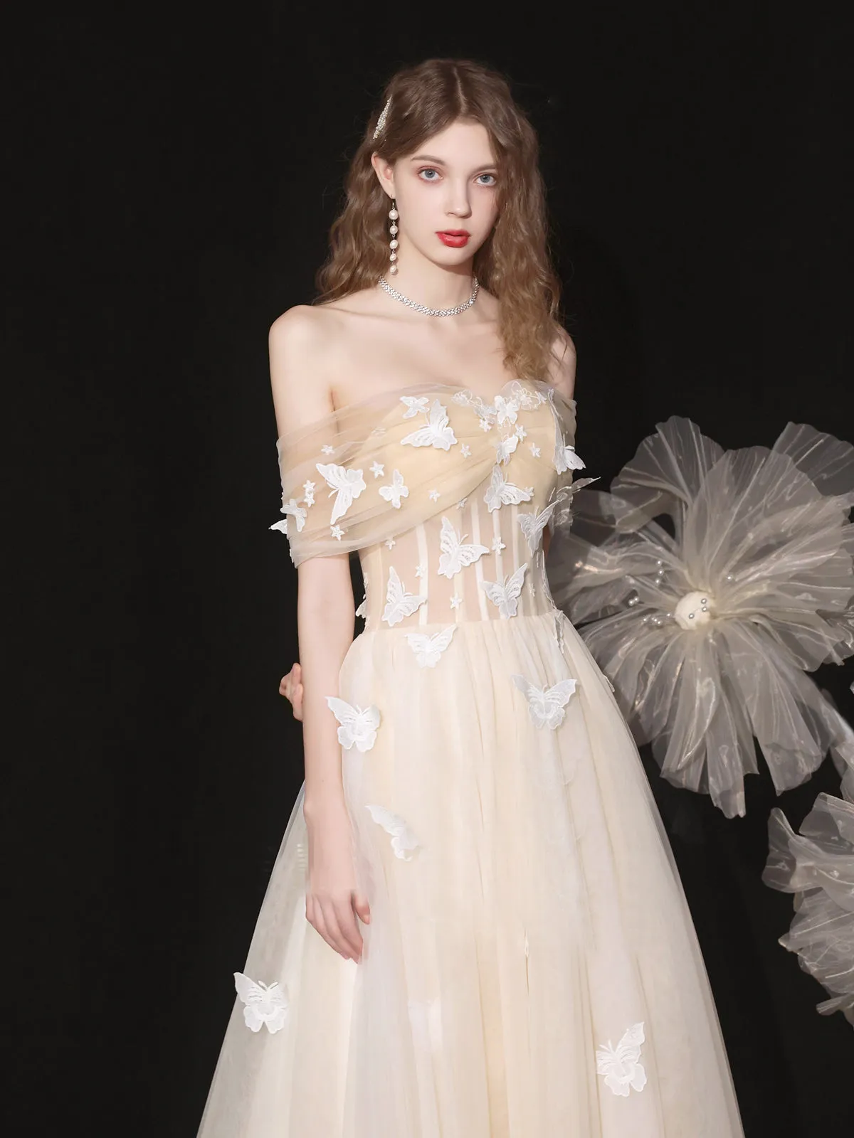 Chic A-line Off-the-shoulder Long Prom Dresses Tulle Formal Gowns Evening Dress OSTY064