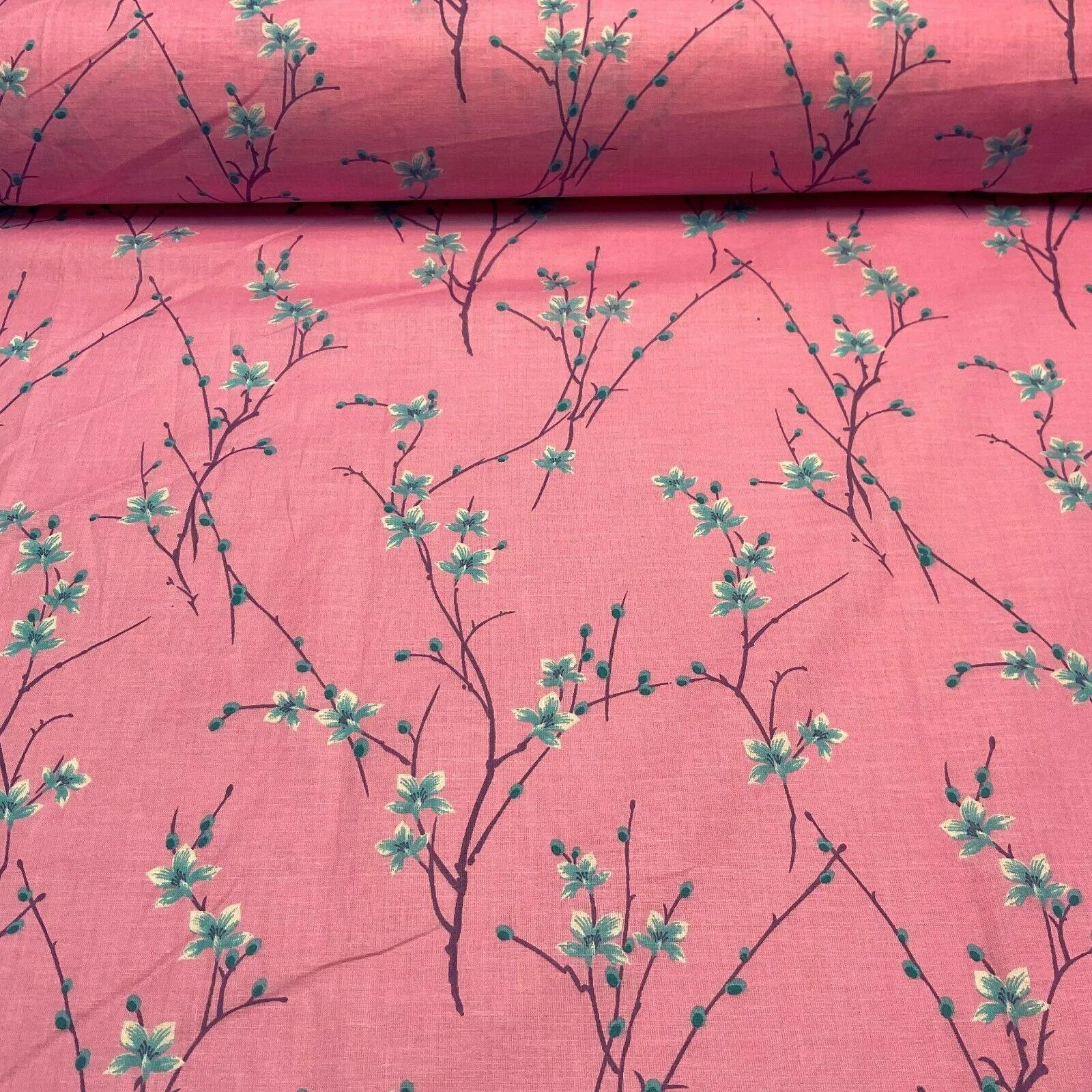 Cotton Lawn Summer Floral dot Printed Dress fabric 111cm wide M1605
