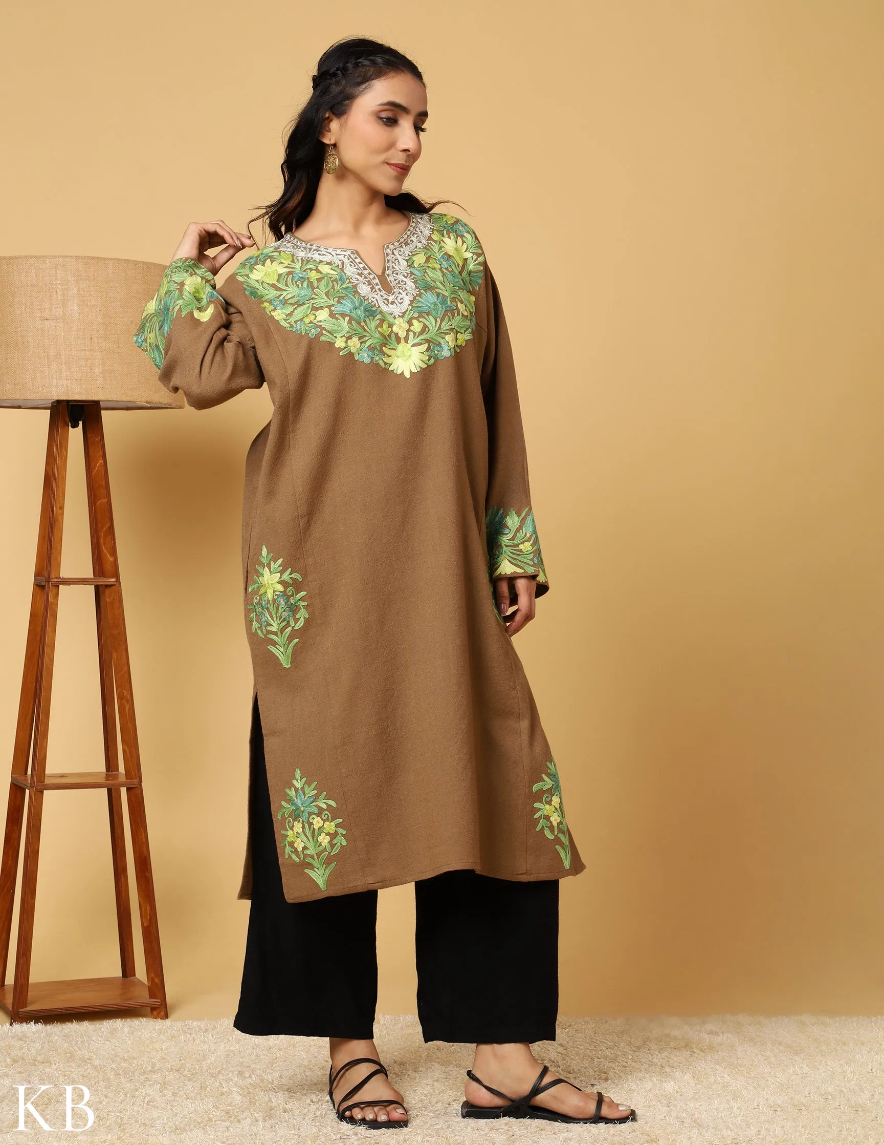 Earthy Elegant Zari Aari Embroidered Pure Wool Phiran