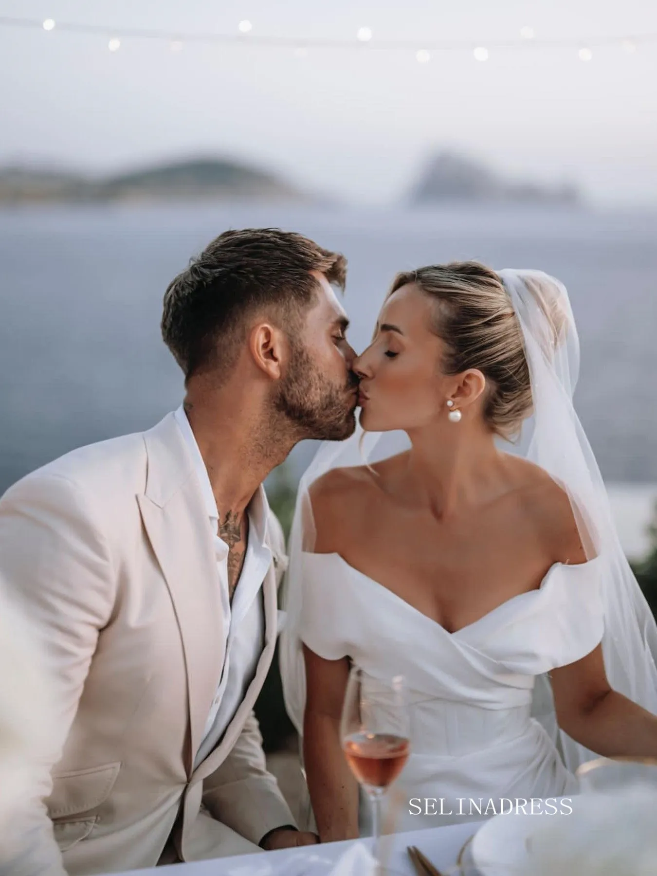 High Split Meramid Satin White Wedding Dresses Beautiful Bridal Gowns LKO001