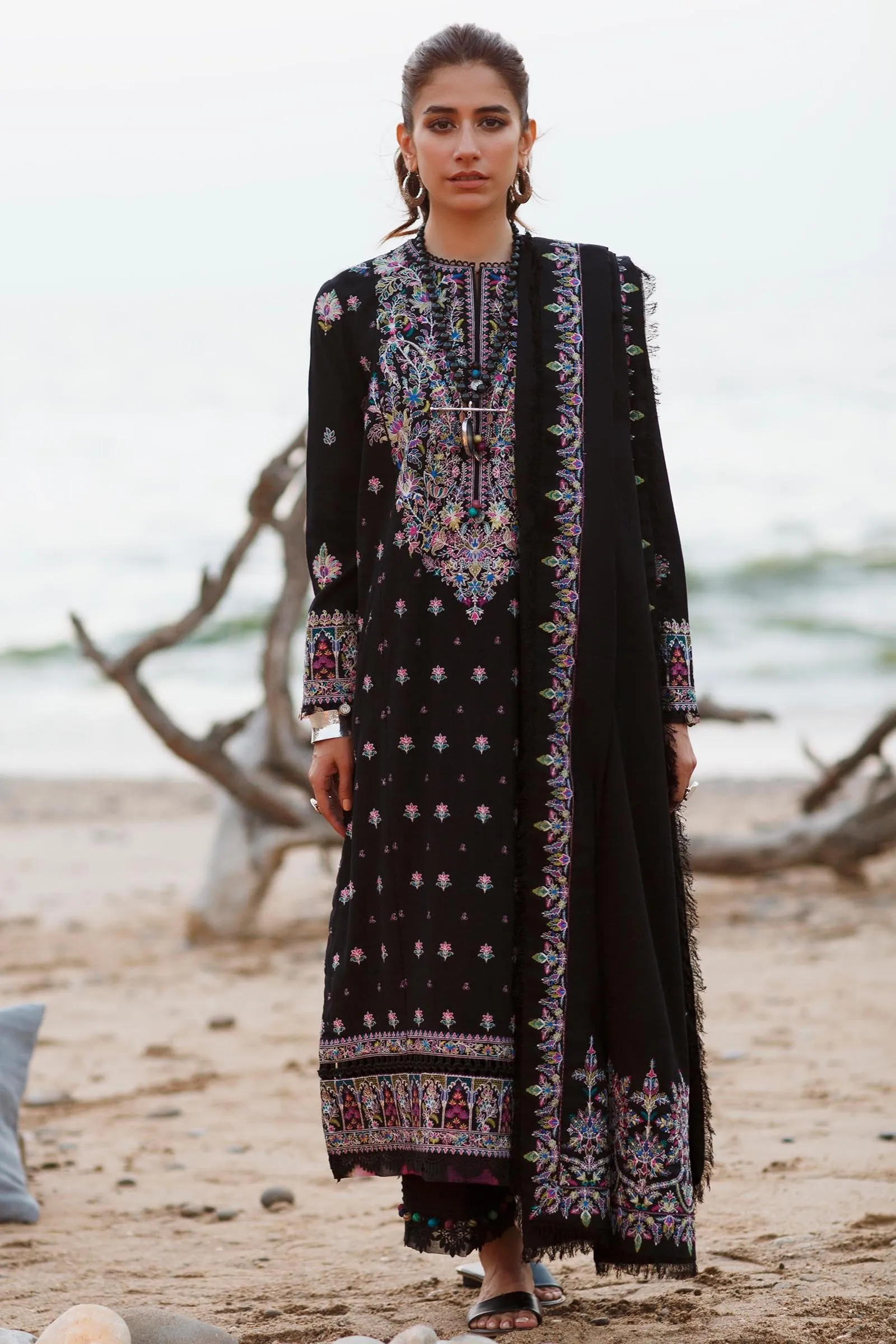 Sahel By Zaha Unstitched 3 Piece Khaddar Vol-02 Collection’2021-ZW2-21-06