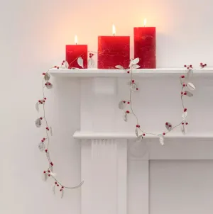 White Leaves Garland with Red Wooden Berries