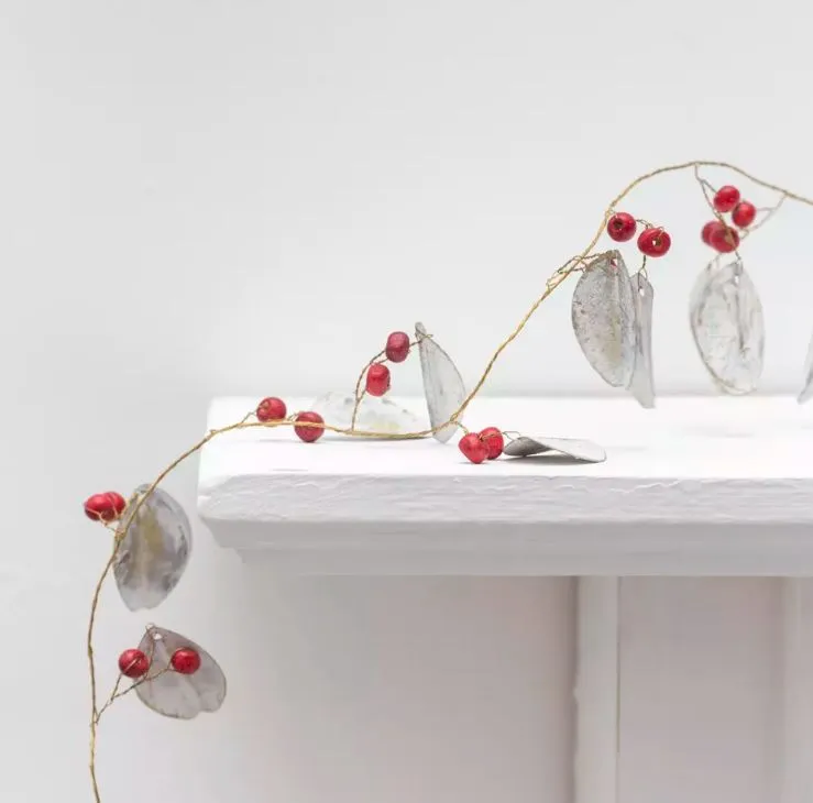 White Leaves Garland with Red Wooden Berries