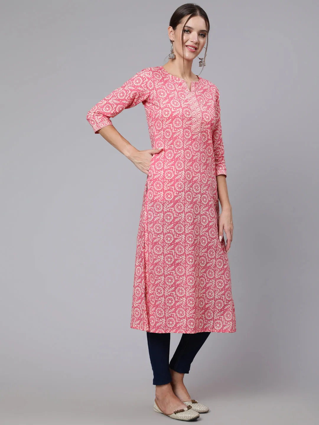 Women Pink Printed Straight Kurta With Three Quarter Sleeves